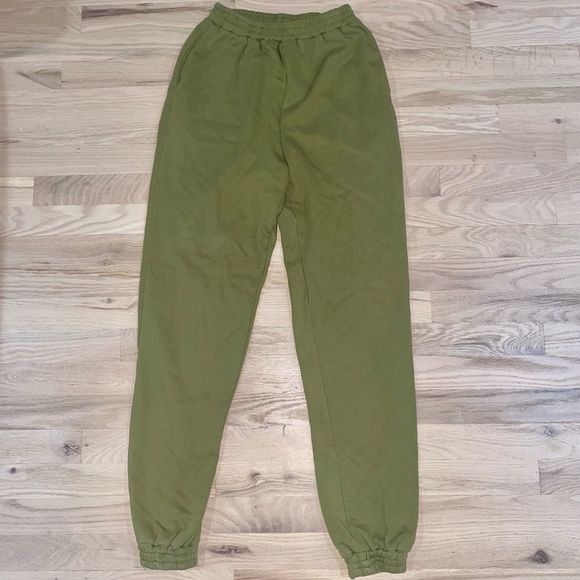 Revolve Superdown Olive Sweatpants NWOT - Picture 3 of 9
